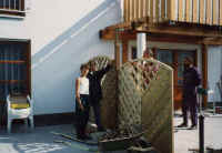 Hier wird noch gemeinsam verschönert